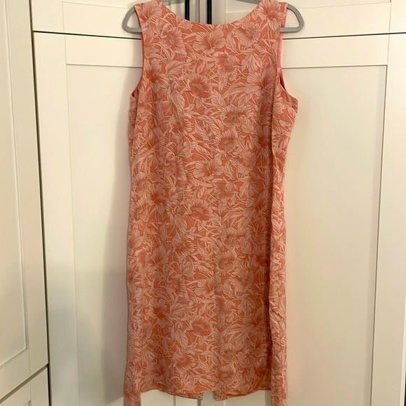 100% Silk Tommy Bahama dress - Picture 1 of 12